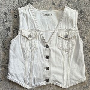 Abercrombie & Fitch White Button Down Vest